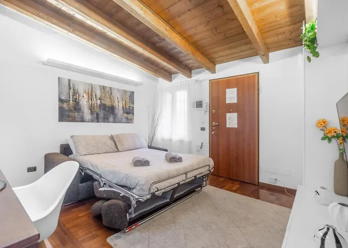 Apartamento Tar5 -20 Minutes From Duomo- Design-elegant
