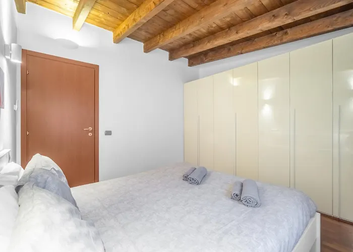 Tar5 -20 Minutes From Duomo- Design-elegant Apartamento *